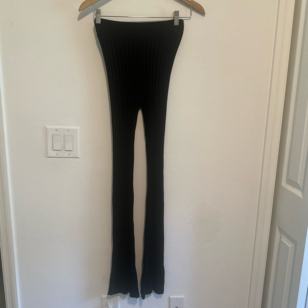 Mango Flared Ribbed Knitted Leggings Pants in Black sz XS - Picture 4 of 8